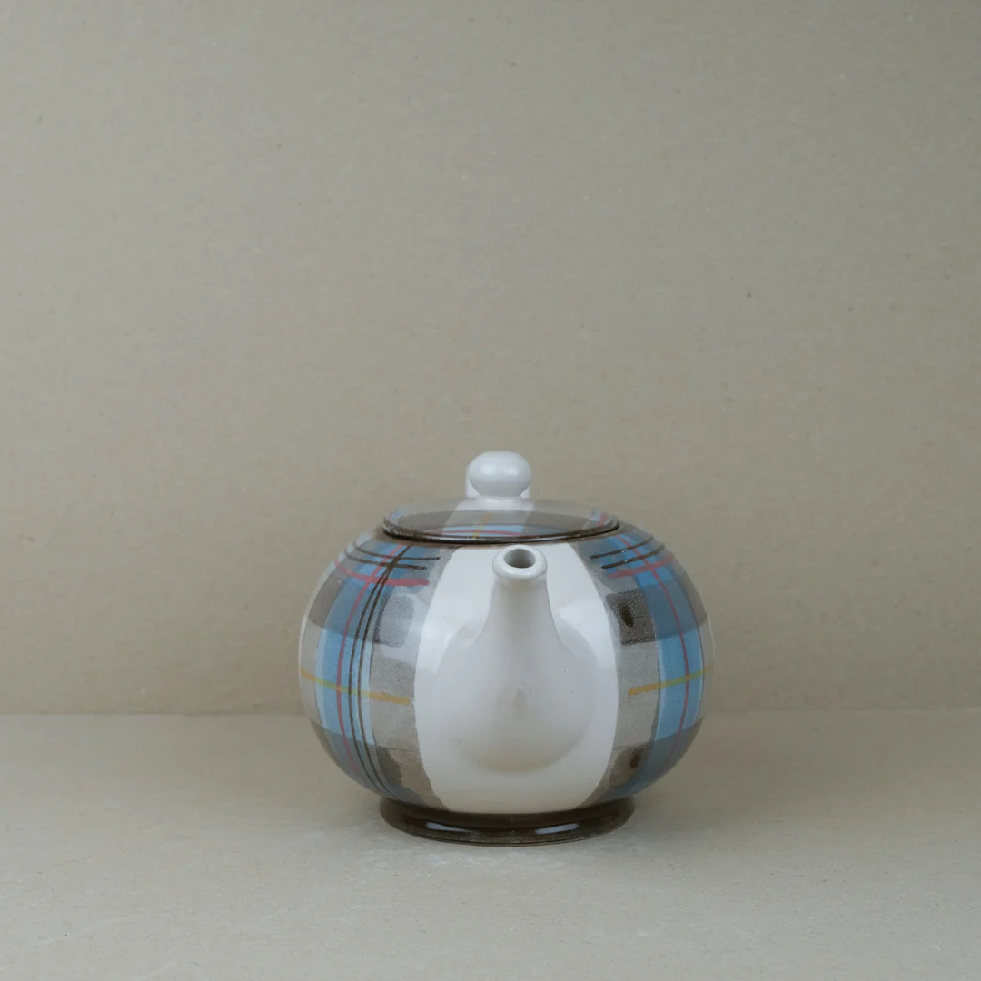 Isobel Anderson Large Teapot - Image 3